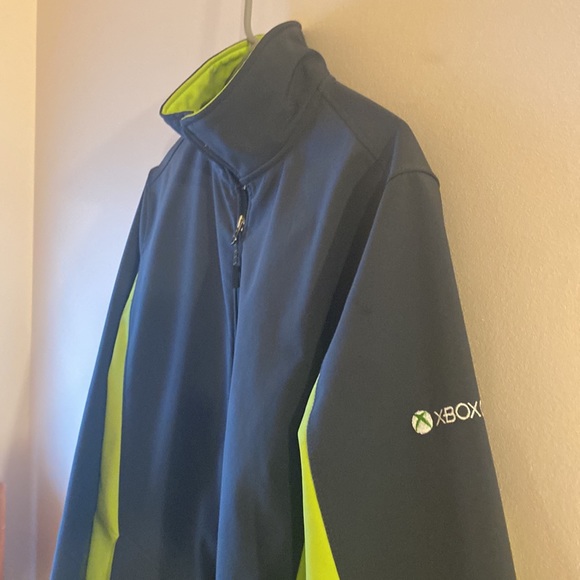 Microsoft X-Box One Windwall - Picture 4 of 5